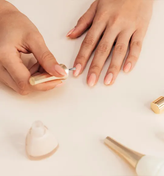 gold manicure